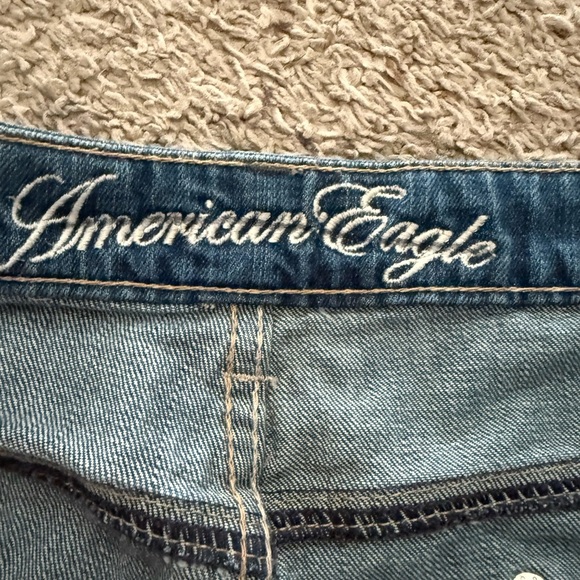 American Eagle Outfitters Women's Blue Denim Shorts - Picture 3 of 4